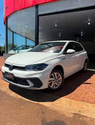 VOLKSWAGEN POLO 1.0 170 TSI COMFORTLINE AUTOMÁTICO VOLKSWAGEN POLO 1.0 170 TSI COMFORTLINE AUTOMÁTICO